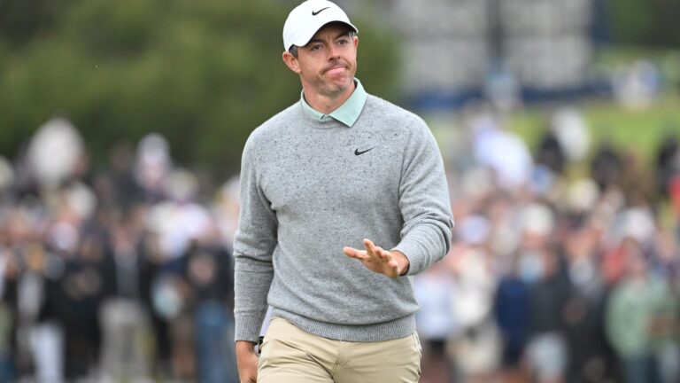 epa12573500-northern-irelands-rory-mcilroy-1043589249_8d15c2.jpg