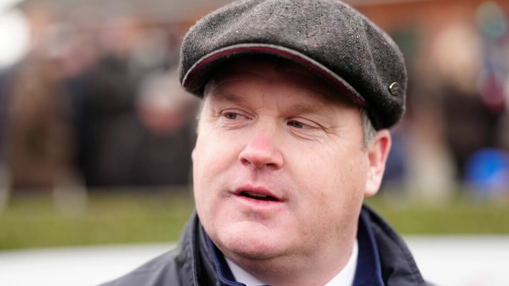 gordon-elliott-poses-fairyhouse-racecourse-1042143475.jpg