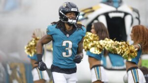 jakobi-meyers-jaguars.jpg