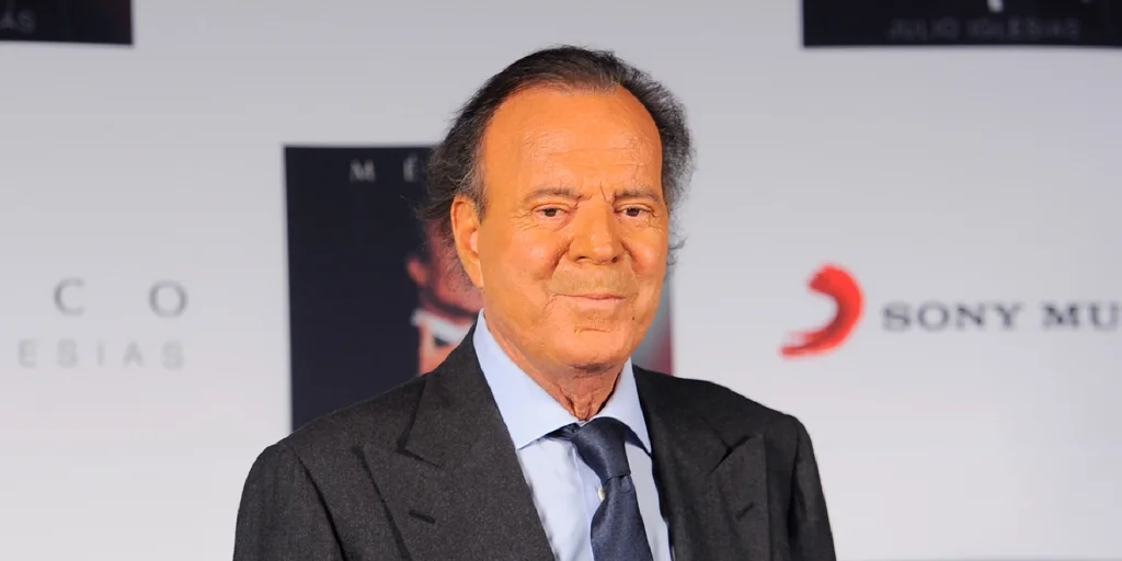 julio-iglesias-casa202-U63702574070mqE-1024x512@diario_abc.jpg