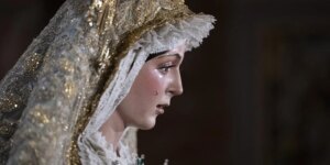 macarena-virgen-rechi-kbkG-U28871848143NrO-1024x512@diario_abc.jpg