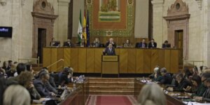 parla-pleno-andalucia-U54170852113Vmq-1024x512@diario_abc.jpg