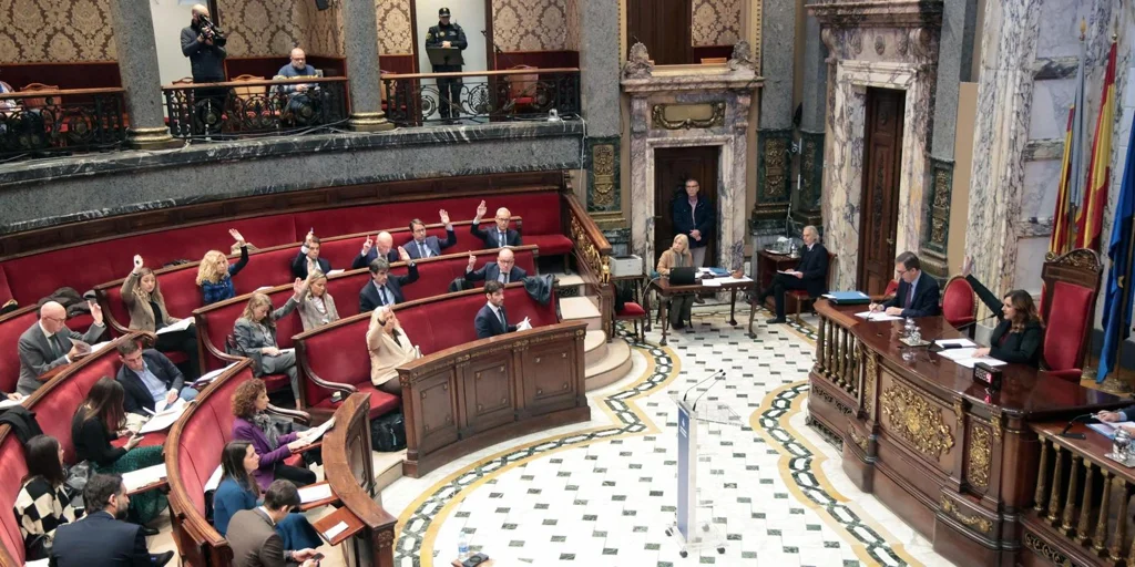 pleno-ayuntamiento-valencia-U15822753861qQM-1024x512@diario_abc.jpeg