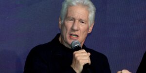 richard-gere-U48777707457mae-1024x512@diario_abc.jpg