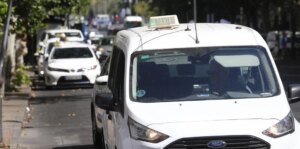 taxistas-parada-cordoba-kTYC-1024x512@diario_abc.JPG