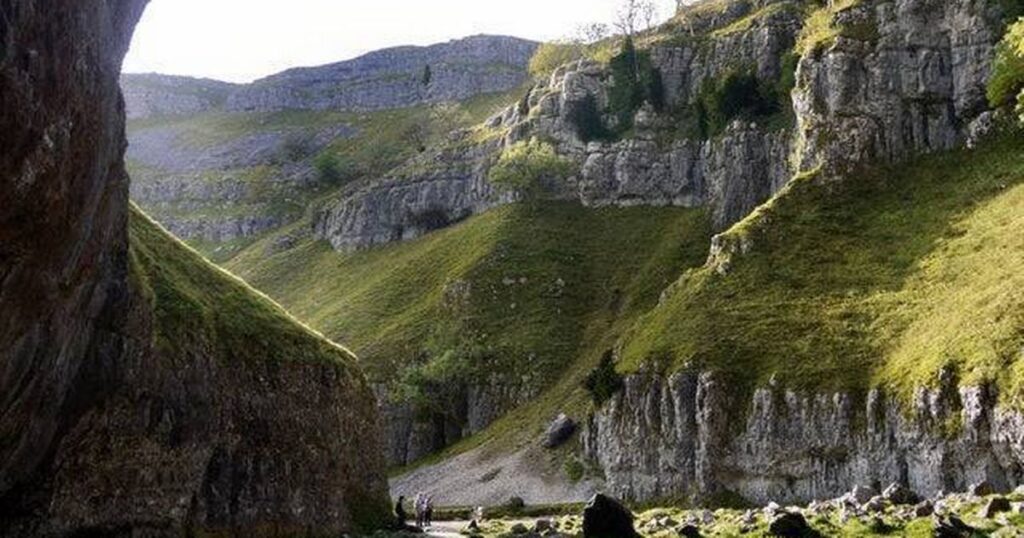 0_Malham-Cove.jpg