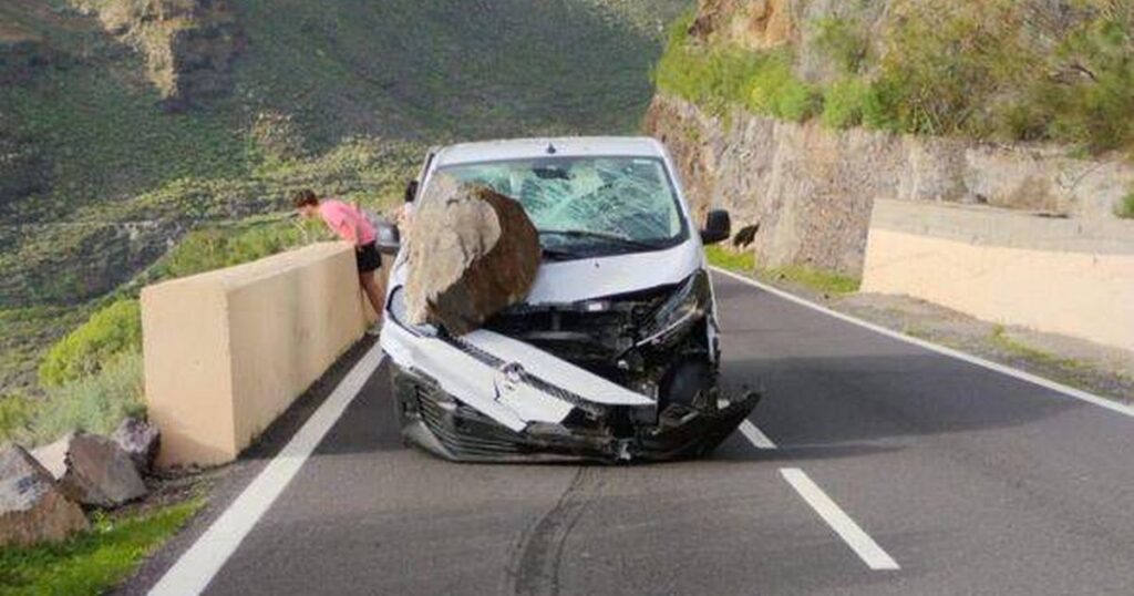 0_Tenerife-horror-as-heavy-rain-sends-huge-boulders-careering-into-cars.jpg