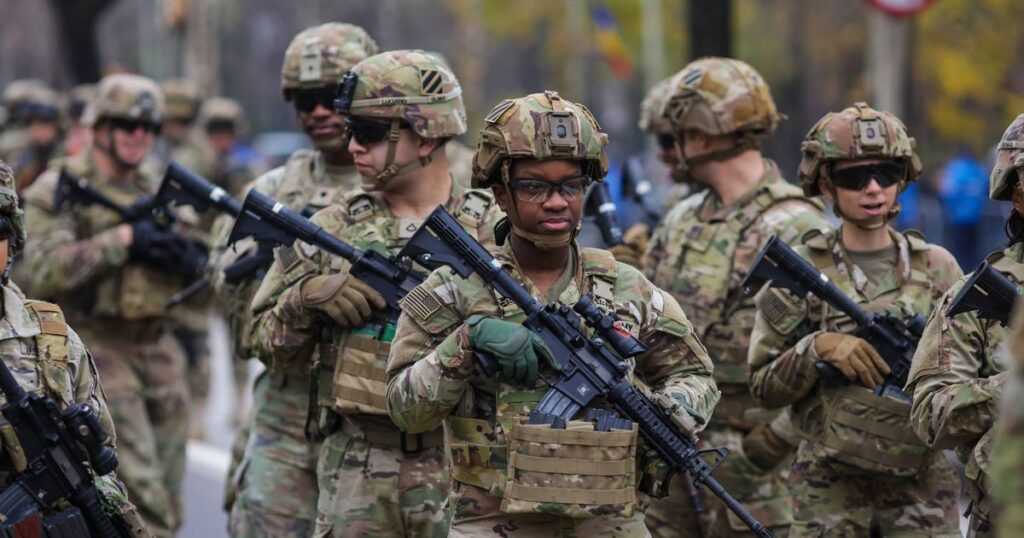 0_US-soldiers-preparing-to-attend-the-Romanian-National-Day-military-parade.jpg