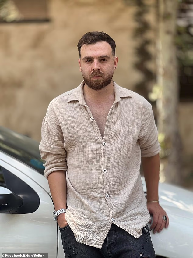 105501591-15465999-For_days_Soltani_s_relatives_received_no_information_before_auth-a-28_17684634253.avif