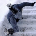 1_A-woman-slips-and-fell-on-a-wintry-staircase.jpg