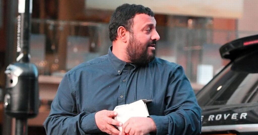 1_PAY-EXCLUSIVE-Prince-Naseem-and-wife-pack-on-the-PDA-in-public-NO-SUBSCRIPTIONS-WEB-MUST-CALL-F.jp_.jpeg