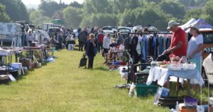 1_People-Shopping-at-a-Car-Boot-Sale.jpg