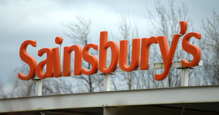 1_Sainsburys-job-cuts.jpg