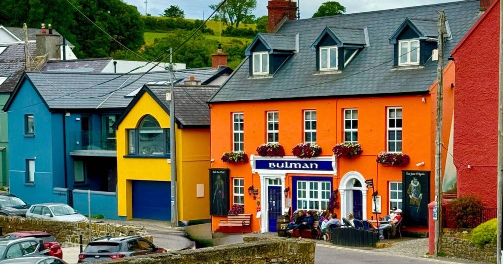 1_The-colorful-exterior-of-the-famous-Bulman-Pub-in-Kinsale-Ireland-in-Cork-County-during-summer.jpg