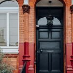 2_Black-front-door-of-a-traditional-house-in-London-UK.jpg