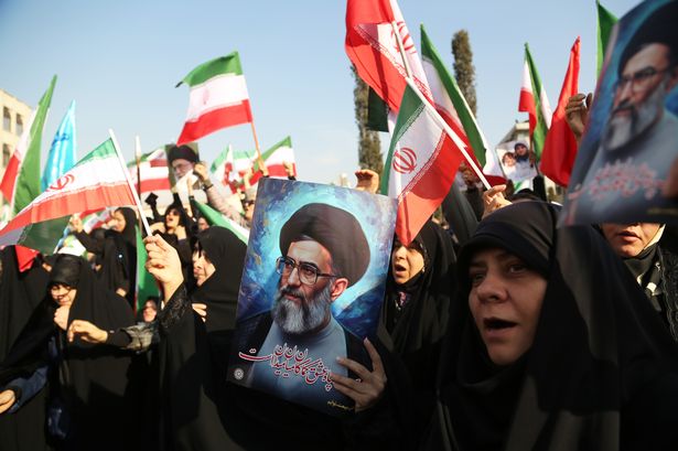 2_Pro-government-rally-held-in-Tehran-against-recent-protests.jpg