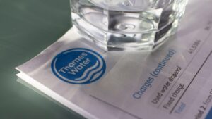 2ha7n08-thames-water-bill-glass-890154525.jpg