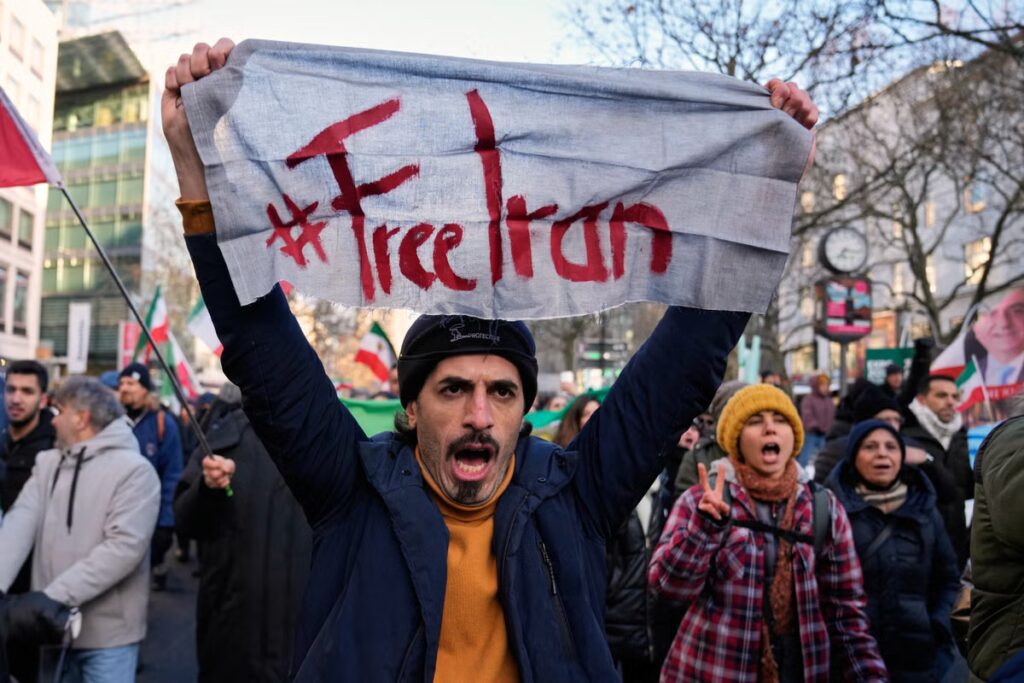 APTOPIX_Germany_Iran_Protest_99931.jpg