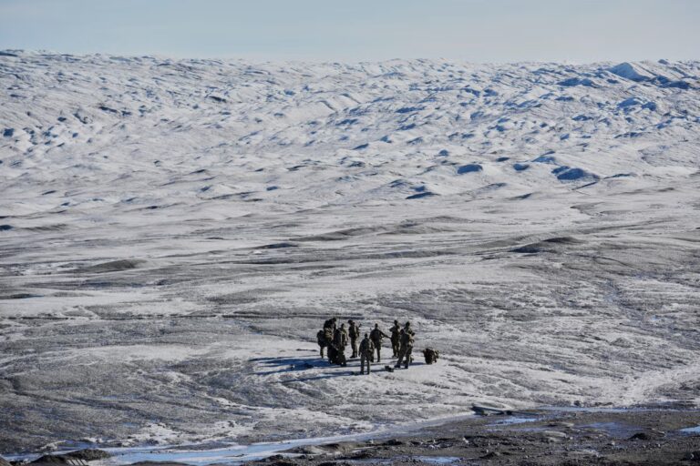 APTOPIX_Greenland_Nato_Military_Exercise_53657.jpg
