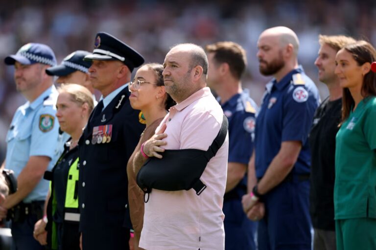 Bondi-hero-Ahmed-al-Ahmed-and-first-responders-get-standing-ovation-at-Ashes-Test-in-Sydney.jpeg