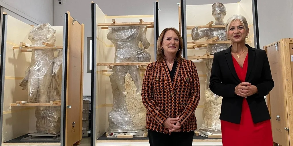 EuropaPress_7244523_izquierda_derecha_actual_directora_museo_arqueologico_maria_soledad_gil-U0823348.webp