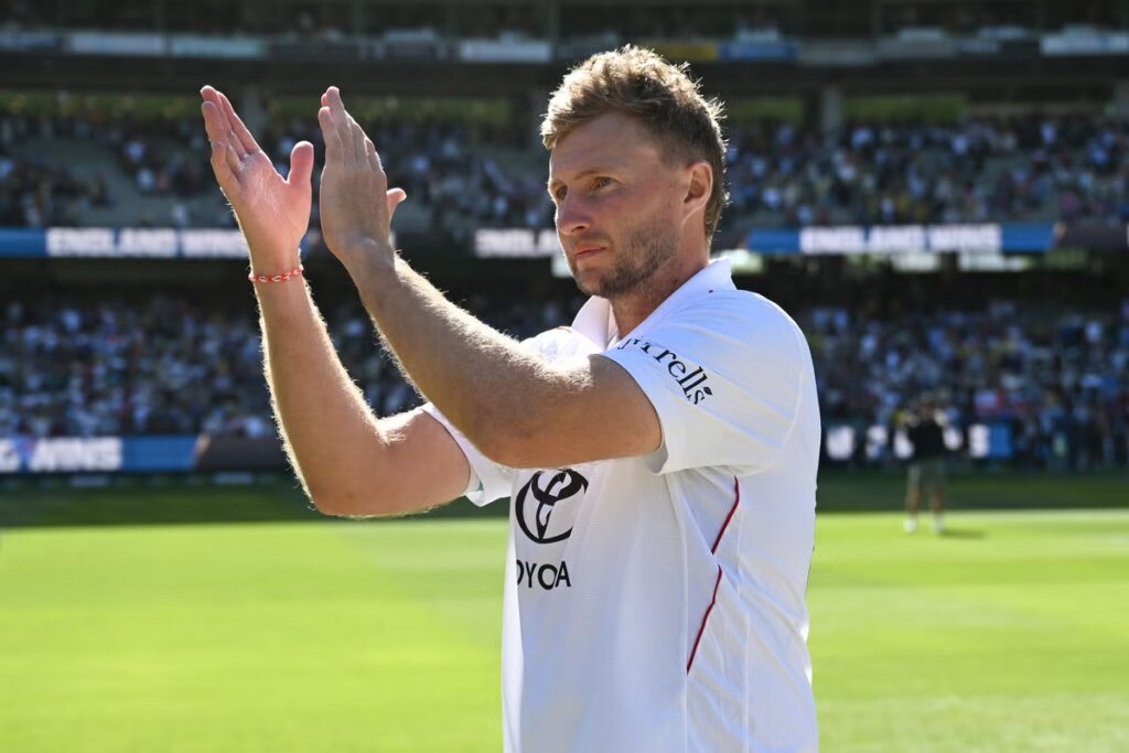 Joe-Root-applauds-travelling-England-supporters.jpeg