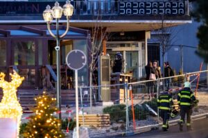 TOPSHOT-SWITZERLAND-ACCIDENT-EXPLOSION-TOURISM-POLICE-phbl8137.jpeg