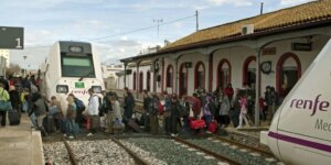 Tren-Marchena-estacion-U66142853648YXi-1024x512@diario_abc.jpg