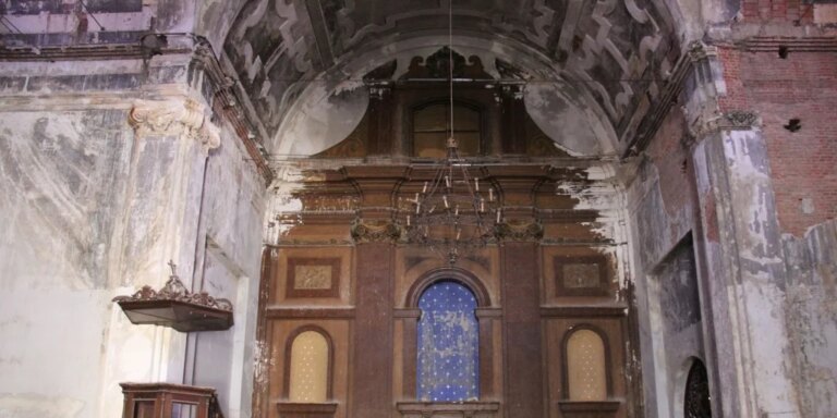 capilla-lujanes-U37843131645fDl-1024x512@diario_abc.jpg