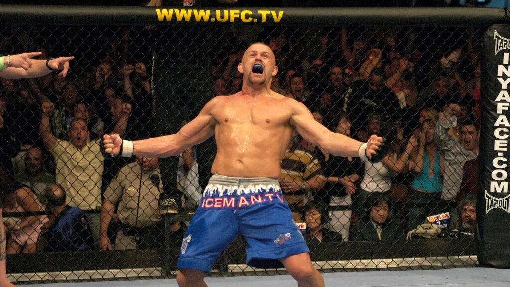 chuck-liddell-yell-2004.jpg