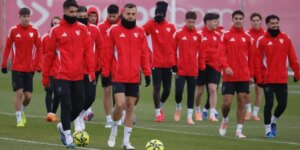entrenamiento-sevillafc-U74688547432iBB-1024x512@diario_abc.jpg
