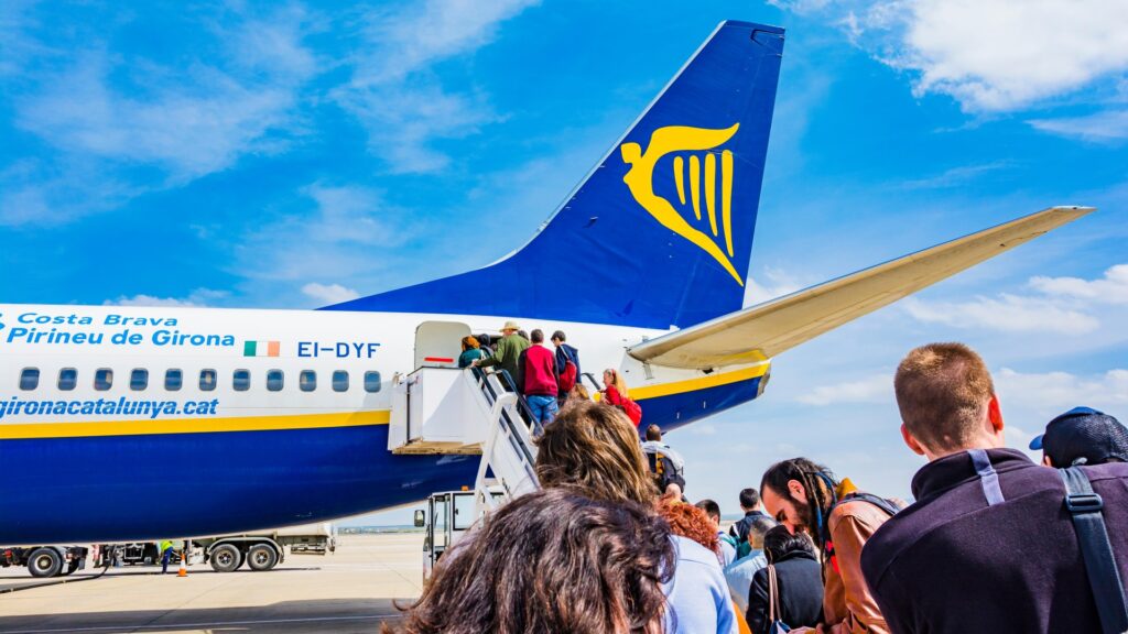 fez-sais-airport-boarding-ryanair-1053086740.jpg