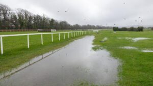 flooding-leopardstown-racecourse-pic-gary-1055276122.jpg