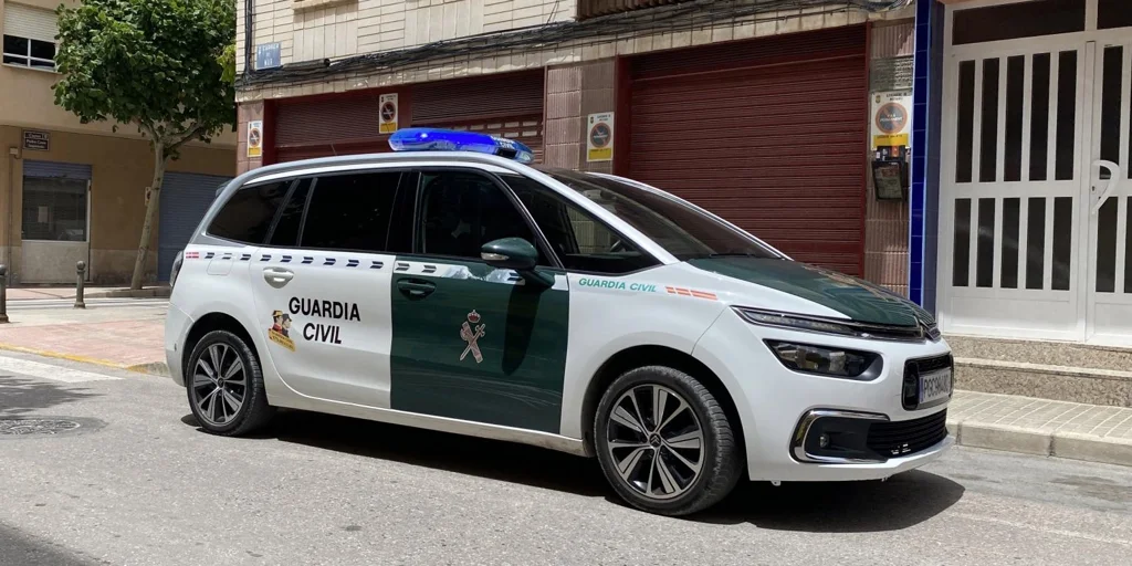 guardia-civil-coche_20260122211307-U74538224012sgh-1024x512@diario_abc.jpg
