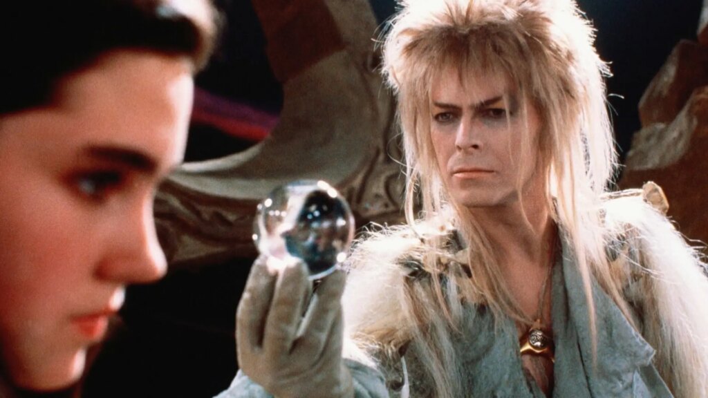 jennifer-connelly-y-david-bowie-en-dentro-del-laberinto.jpeg