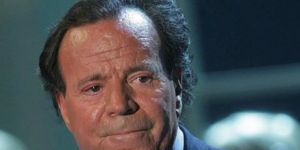 julio-iglesias-imagen-U68404768381Ctf-1024x512@diario_abc.png