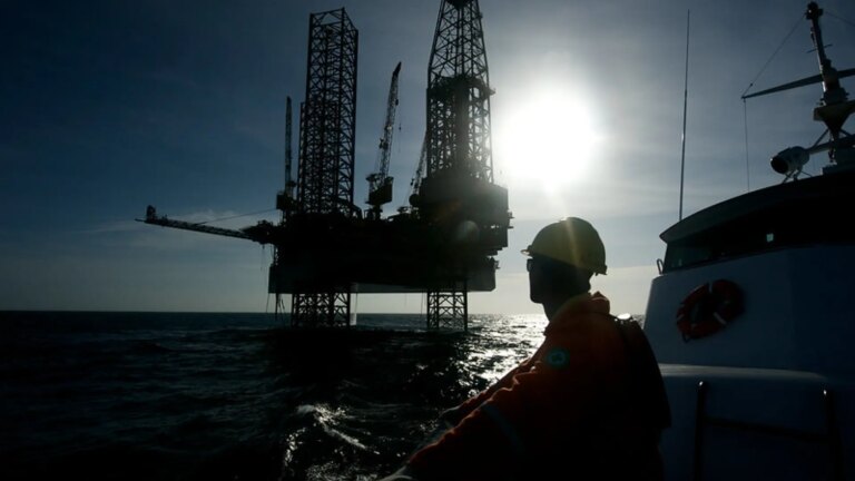 li_plataforma-de-petroleo-en-el-caribe-venezolano.jpeg