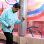 maduro-baile-U1051214491UsD-U101486441239IbG-1024x512@diario_abc.jpg