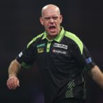 michael-van-gerwen-netherlands-reacts-1049223299_7cf920.jpg