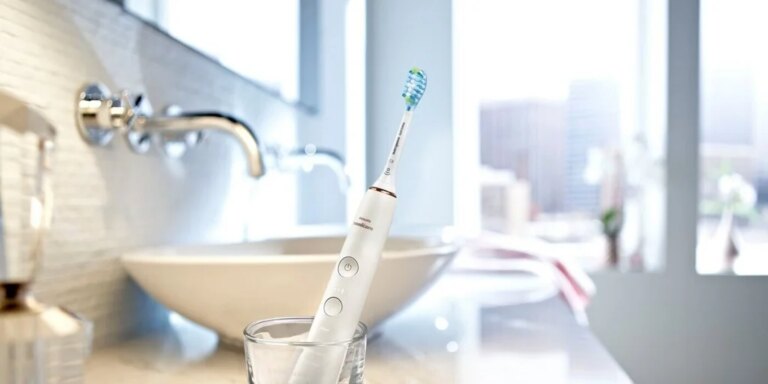 philips-sonicare-diamondclean-9000-hx9914-57-U56075302717DYm-1024x512@diario_abc.jpg