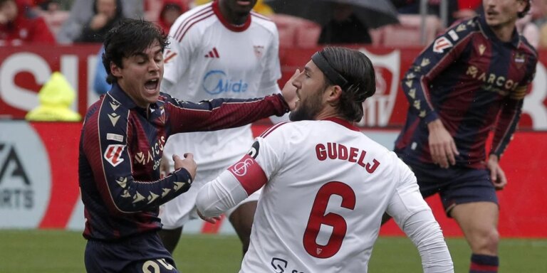 sevilla-levante-manu202-U30247827153ZjD-1024x512@diario_abc.JPG