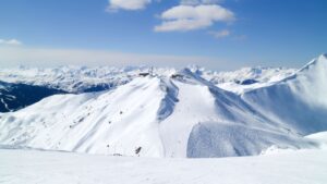 skynews-la-plagne-ski-resort_7132931.jpg