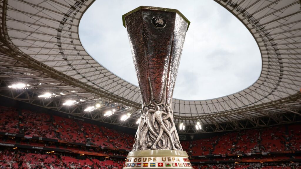 skysports-europa-league-trophy_7149351.jpg