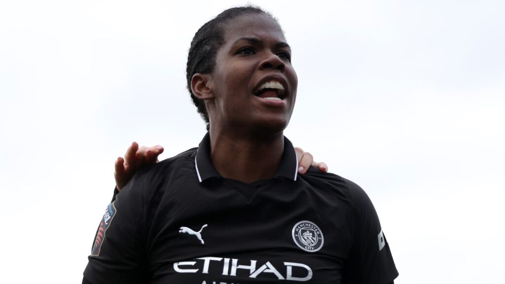 skysports-khadija-shaw-wsl_7145238.jpg