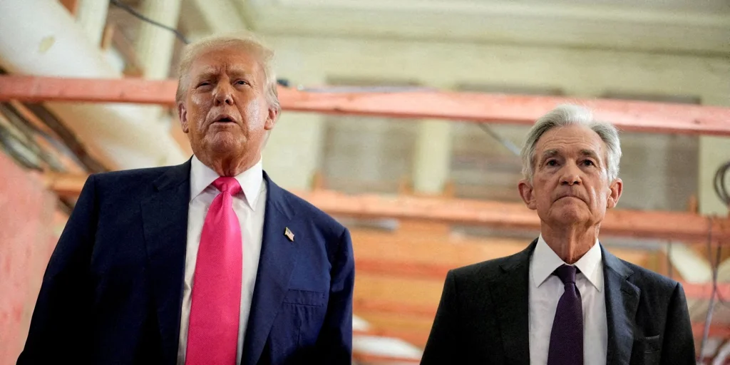 trump-powell-U57670681673Zap-1024x512@diario_abc.jpg