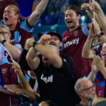 west-ham-fans.jpg
