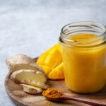 zumo-de-mango-y-curcuma.jpeg