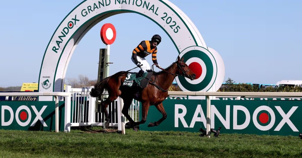 0_Aintree-Races-The-Randox-Grand-National.jpg
