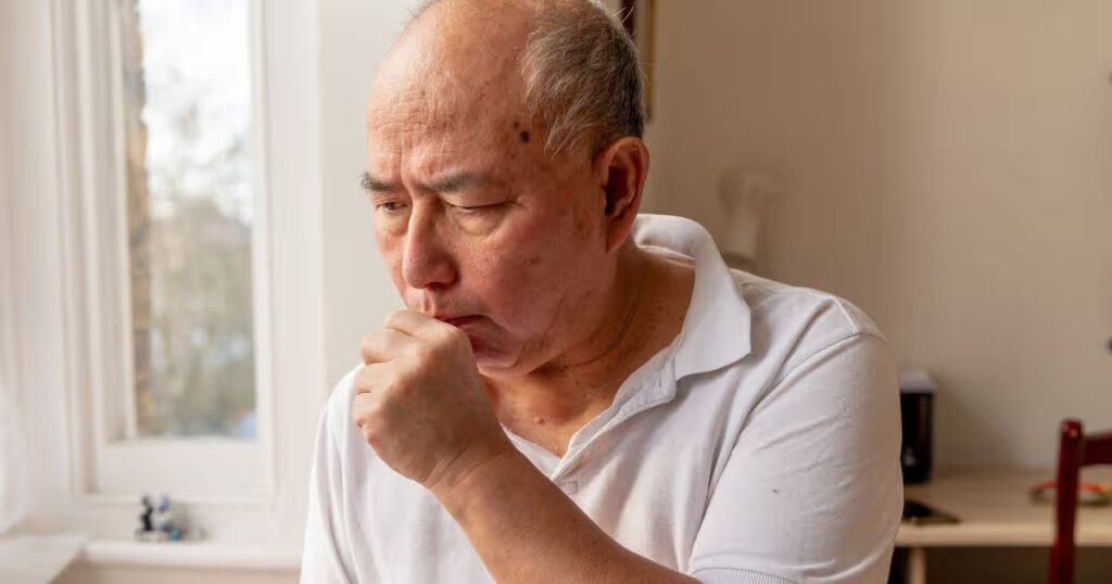 0_Elderly-man-suffering-symptoms-of-cold-and-flu.jpg