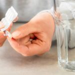 0_Taking-pills-with-water.jpg